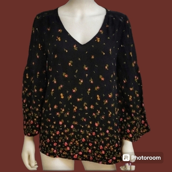 3/$30 OLD NAVY Floral Oversized Flare Sleeve Peasant Poet Blouse Size Medium - Picture 1 of 11